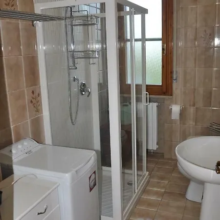 Gialosa Biker House شقة