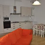 Gialosa Biker House