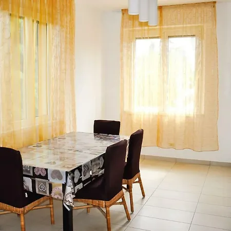Gialosa Biker House Apartment