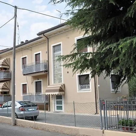 Gialosa Biker House Apartamento