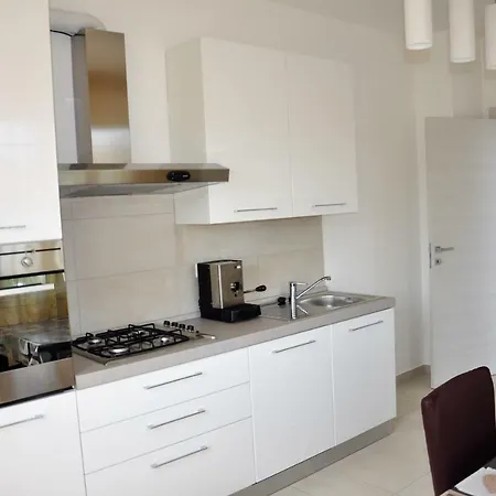 Gialosa Biker House *