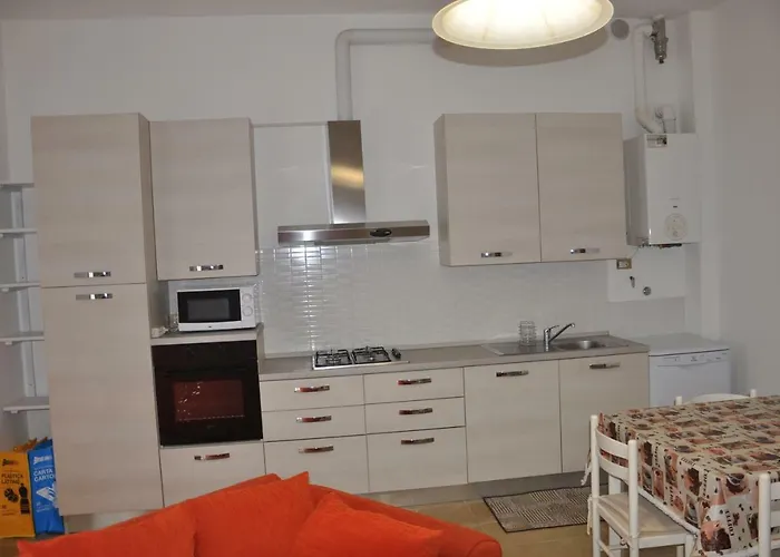 Gialosa Biker House *